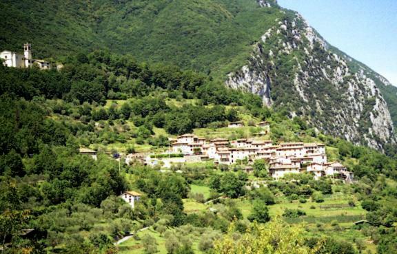 Appartamenti Serena - Nonna Agnese Gargnano Bagian luar foto